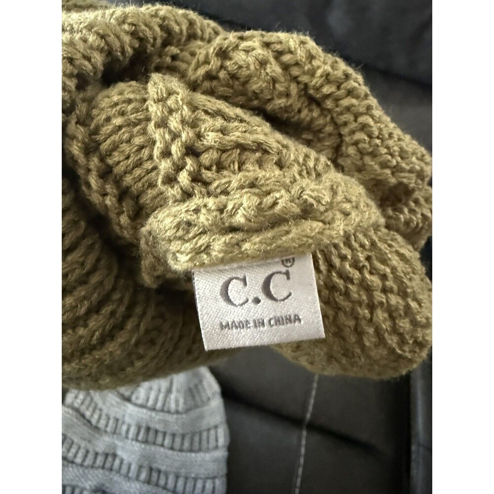 Bundle of 3 CC Beanie Woman’s Knit Slouchy Thick Cap Hat Solid Colors - Picture 7 of 16